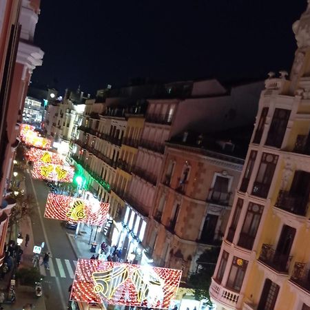 B&B Eco Cubes Madrid Buitenkant foto